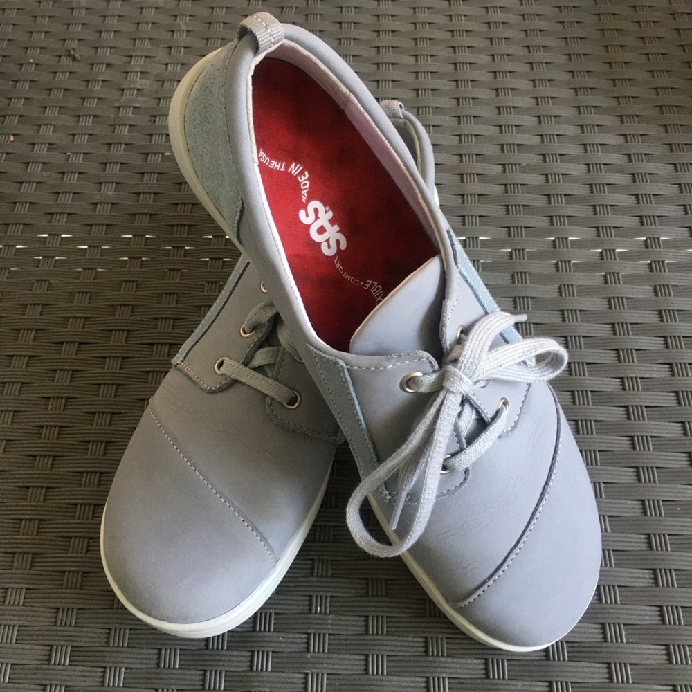 ⬇️PRICE DROP! SAS Marnie Sky Blue Sparkle Sneaker